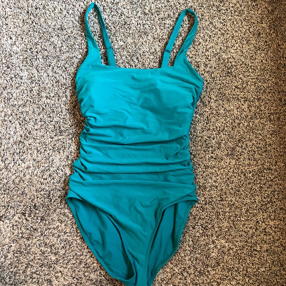 Athleta Aqualuxe Square Neck Ruched One Piece Swimsuit Teal medium Tall MT